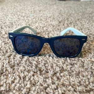 Baby Carters Navy/Lught Blue Sunglasses